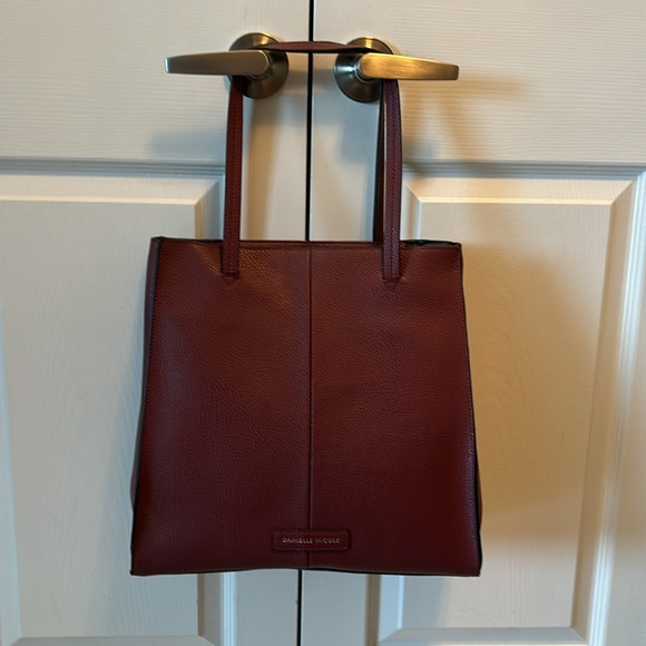 Burgundy leather tote bag - Picture 2 of 2